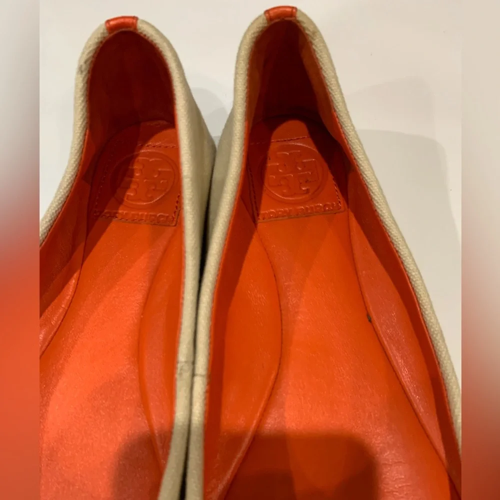 Tory Burch Women's  Cabrita color block Orange and Cream Loafers size 7.5